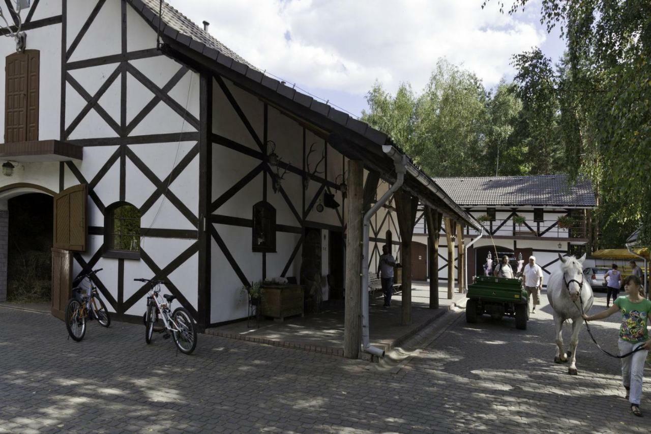 Park Lesny 'U Kaczyny' Hotel Rogow Exterior foto