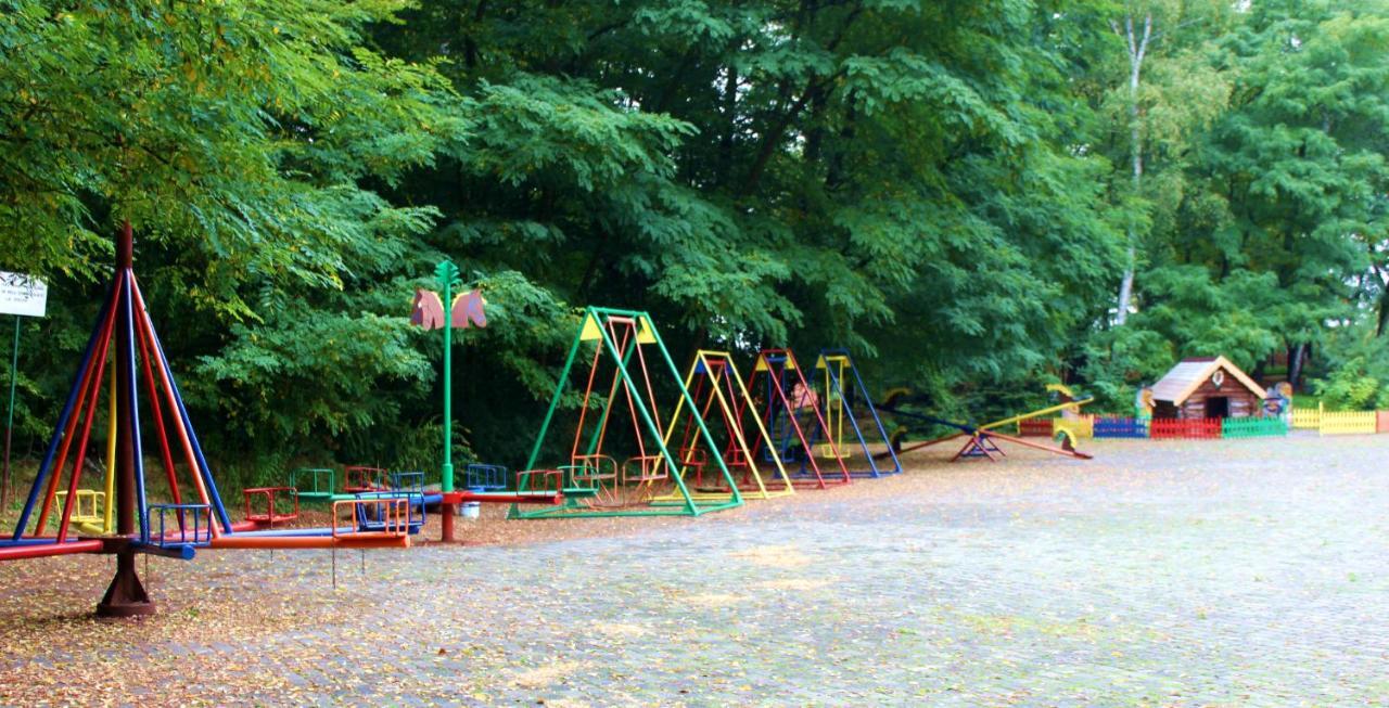 Park Lesny 'U Kaczyny' Hotel Rogow Exterior foto